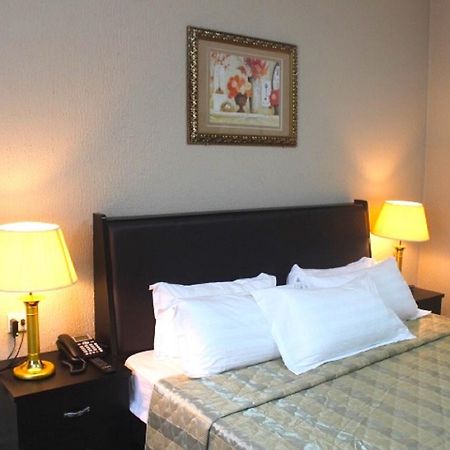 Corina Hotel Μονρόβια Εξωτερικό φωτογραφία