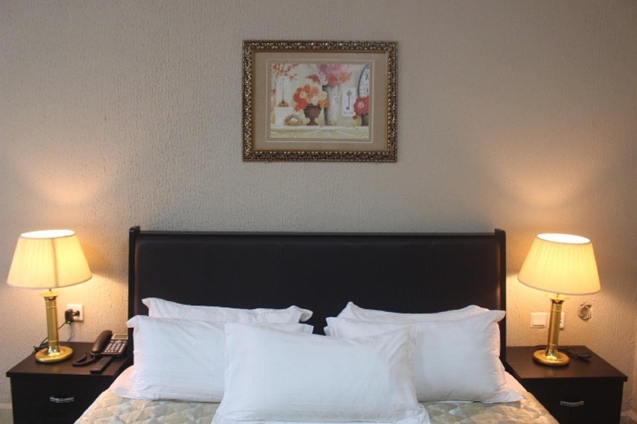 Corina Hotel Μονρόβια Εξωτερικό φωτογραφία